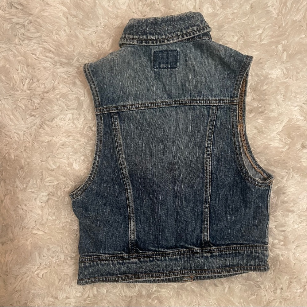 Women’s Abercrombie Jean Vest - Picture 2 of 6
